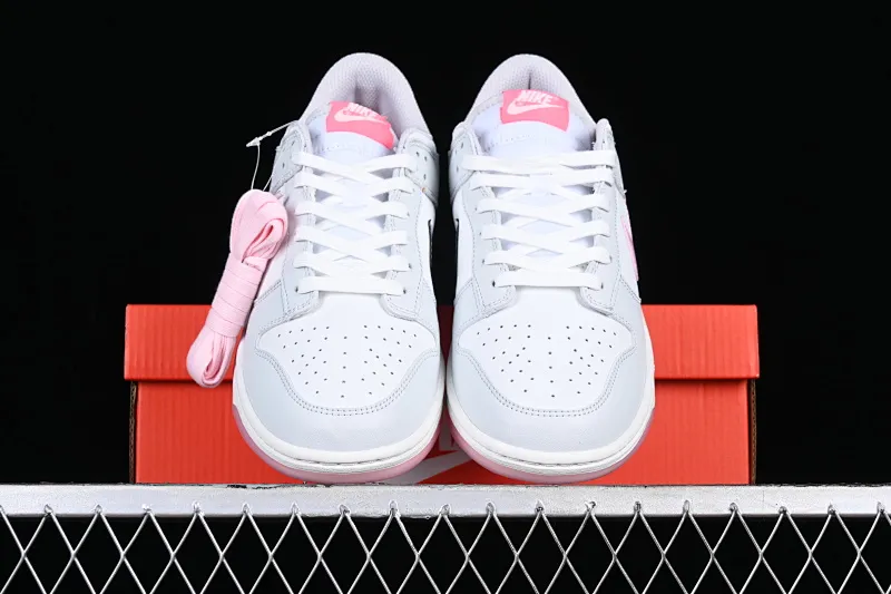 All categories Nk SB Dunk series Nk SB Dunk Low low-top sneakers Nk SB Dunk Low "520" Valentine's Day limited SB low-top sports and leisure sneakers FN3451-161